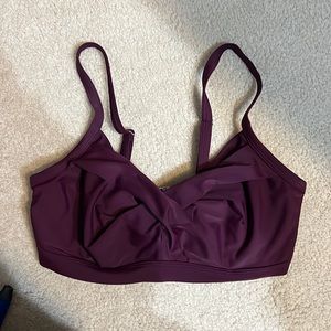 Athleta Swim bikini bra top. Adjustable straps. 36 D/DD. Burgundy